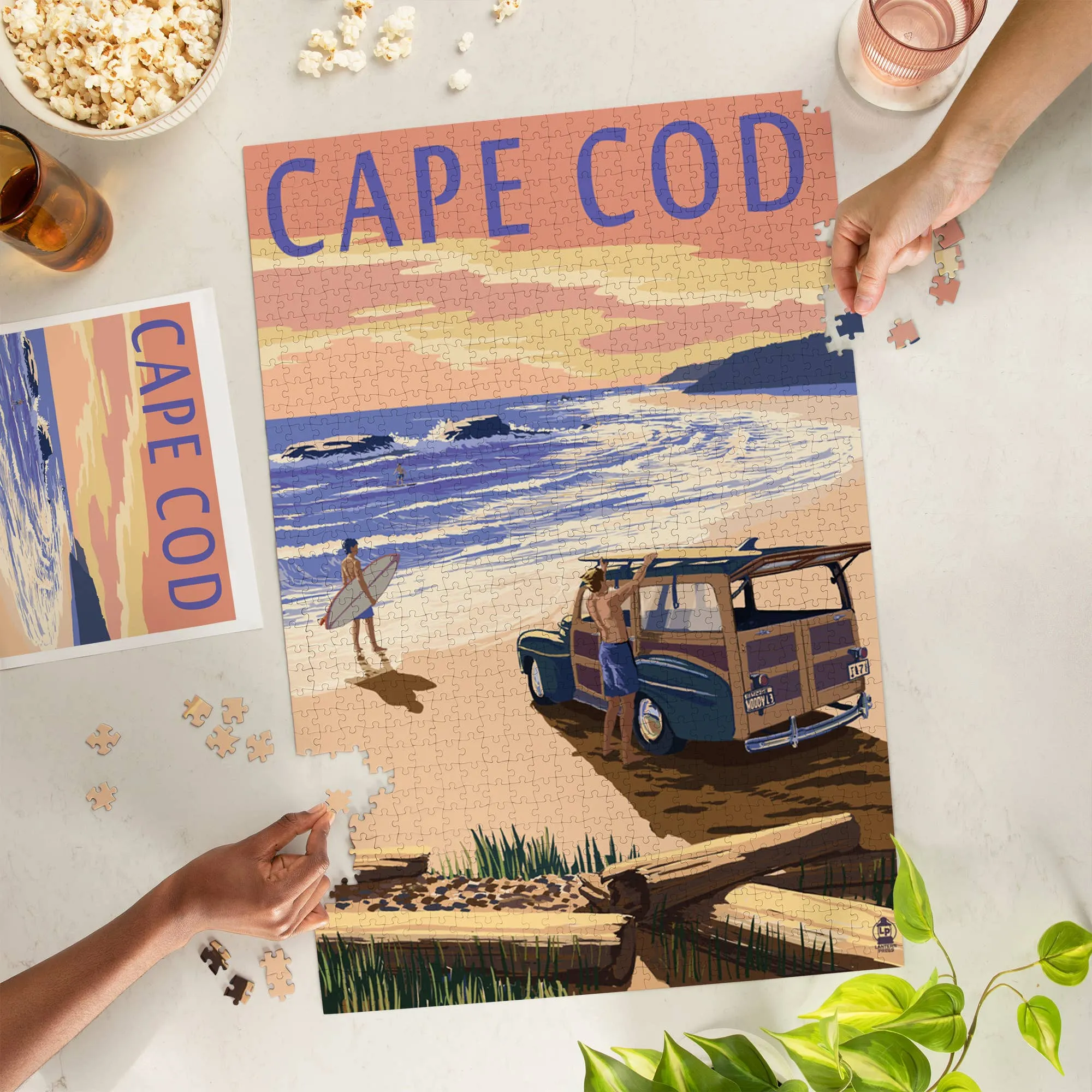 1000 PIECE PUZZLE Cape Cod, Massachusetts, Woody on Beach