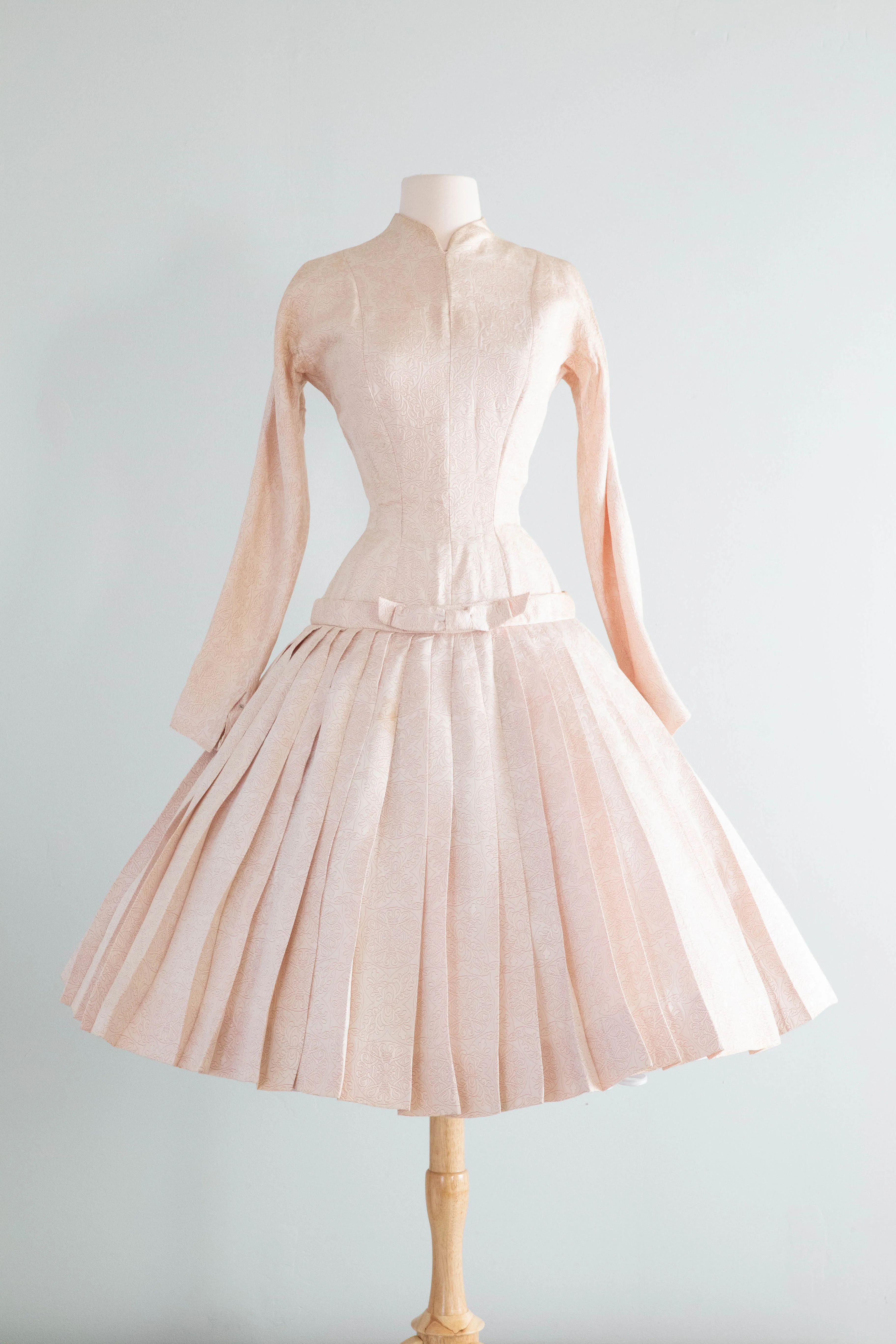 1950's Pretty In Pink Brocade Cocktail Dress With Dropped Waist and Bow / Small