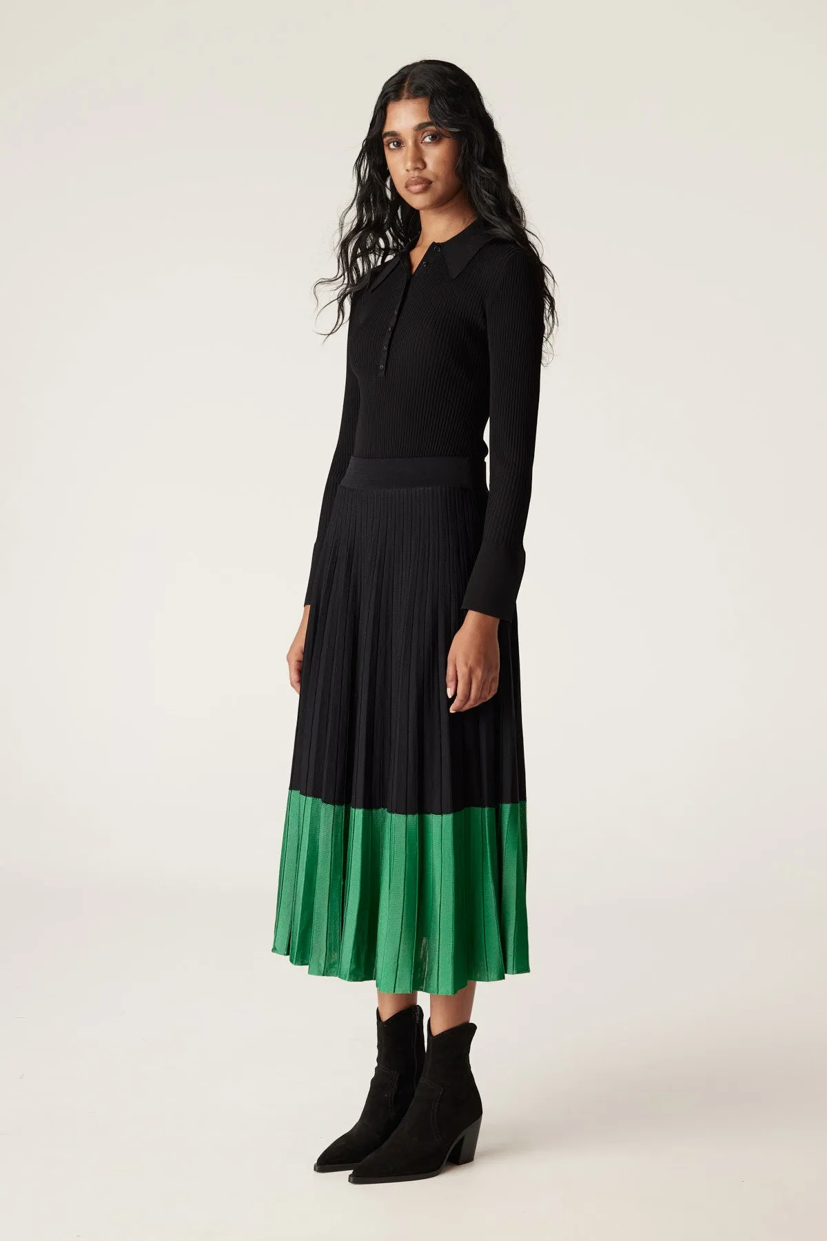 Crepe Contrast Skirt - Black Green