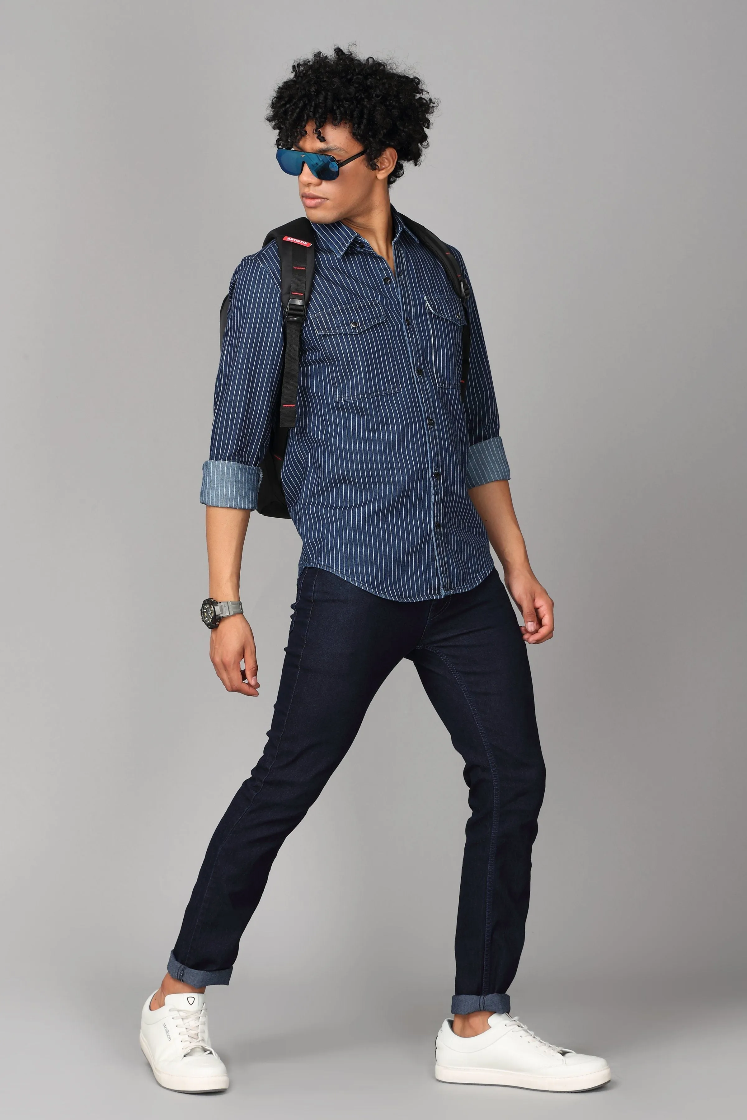 Denim Shirt in White Stripes Dark Blue