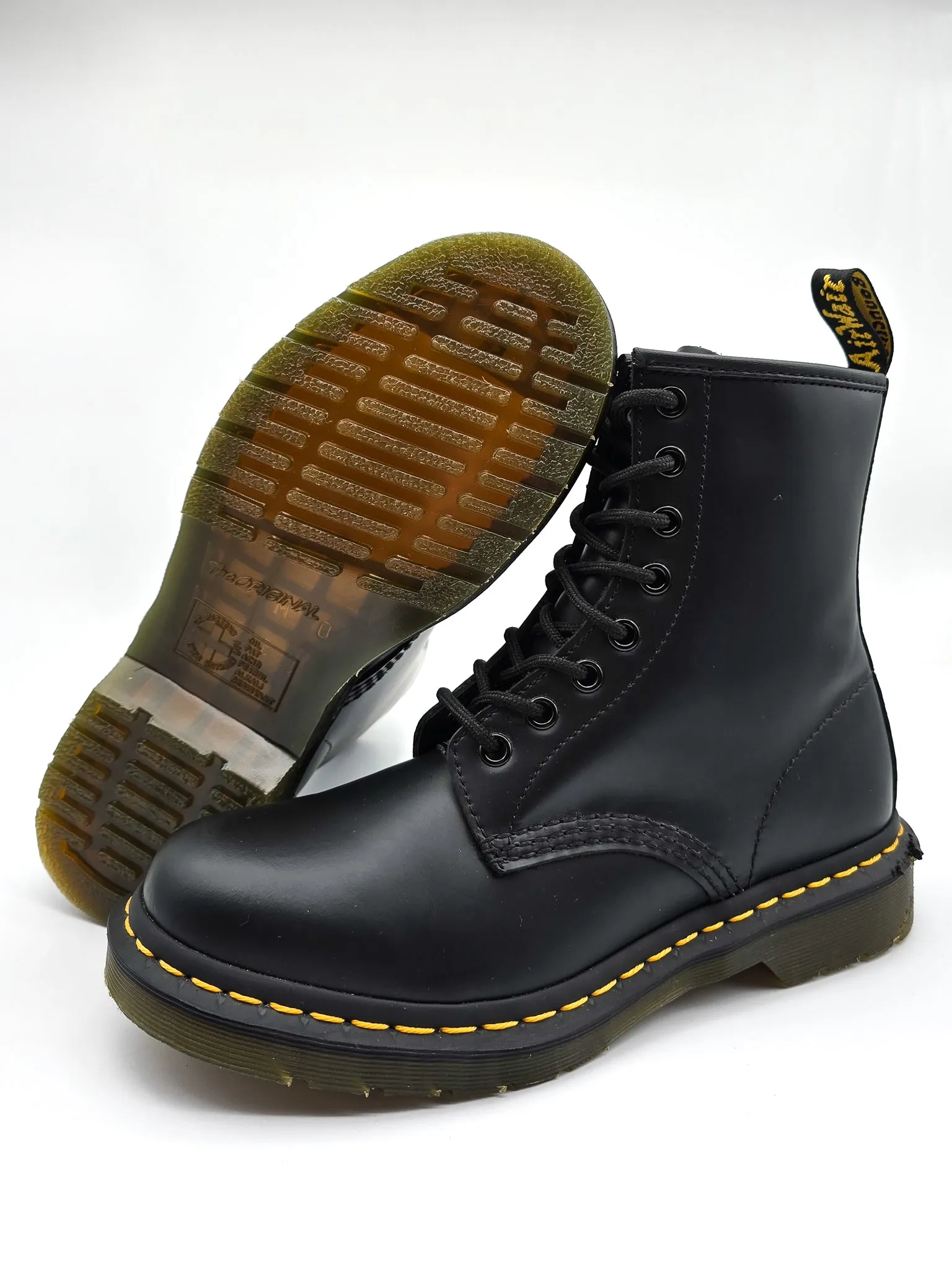 DR. MARTENS 1460 BLACK SMOOTH UK 5 - Pre-Loved