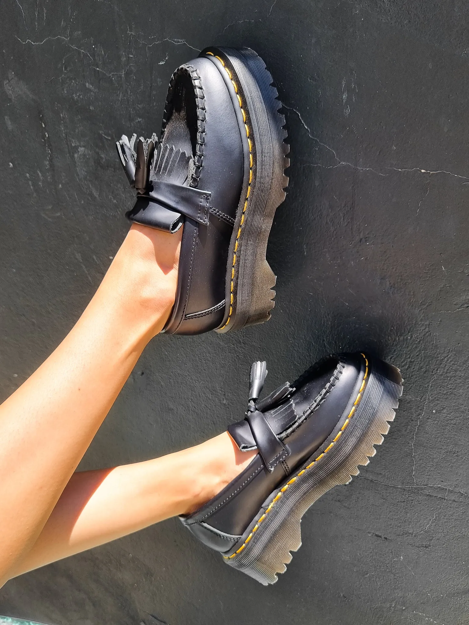 DR. MARTENS ADRIAN QUAD BLACK SMOOTH