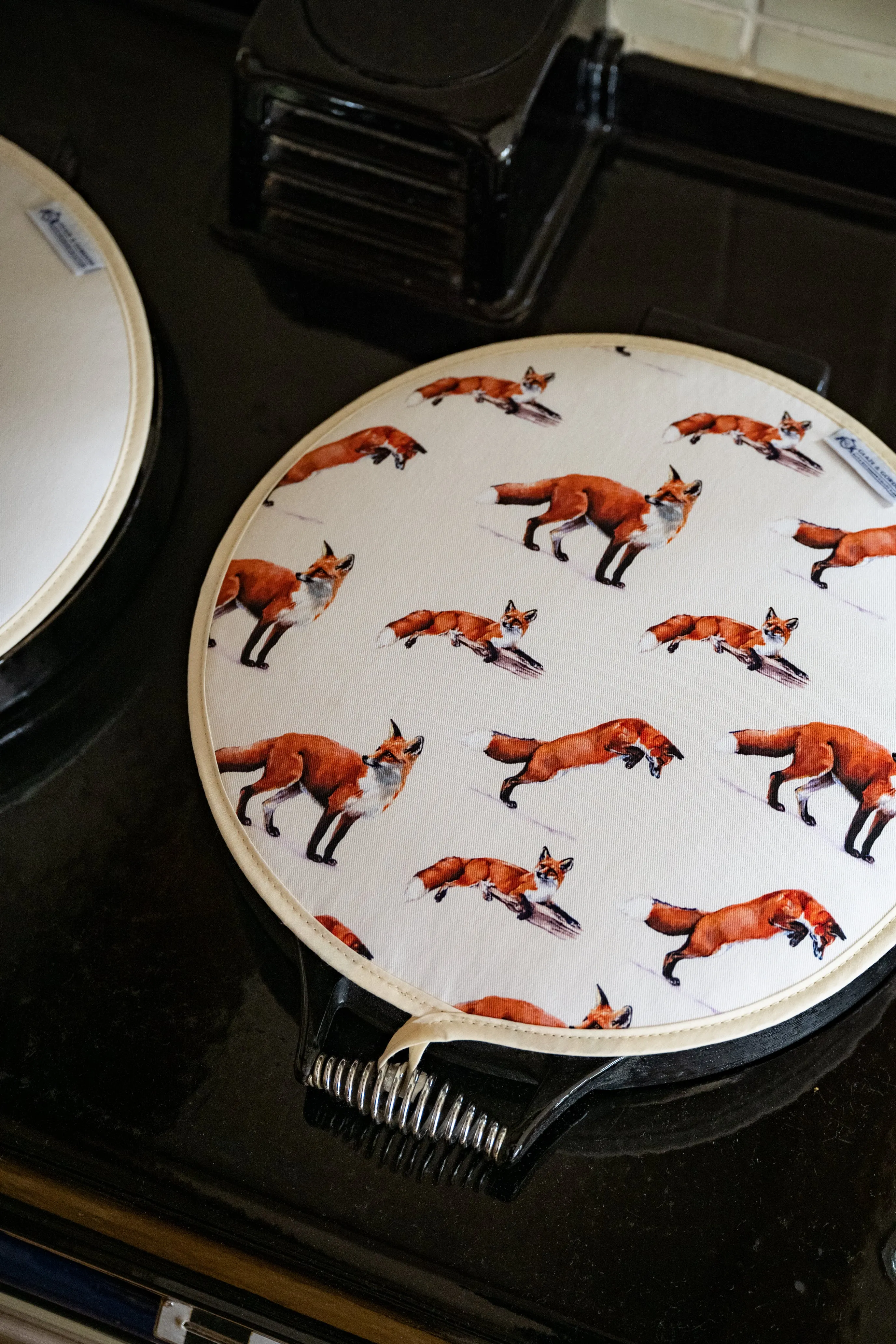 Glaze & Gordon 'For Fox Sake' Hob Cover (Aga top)