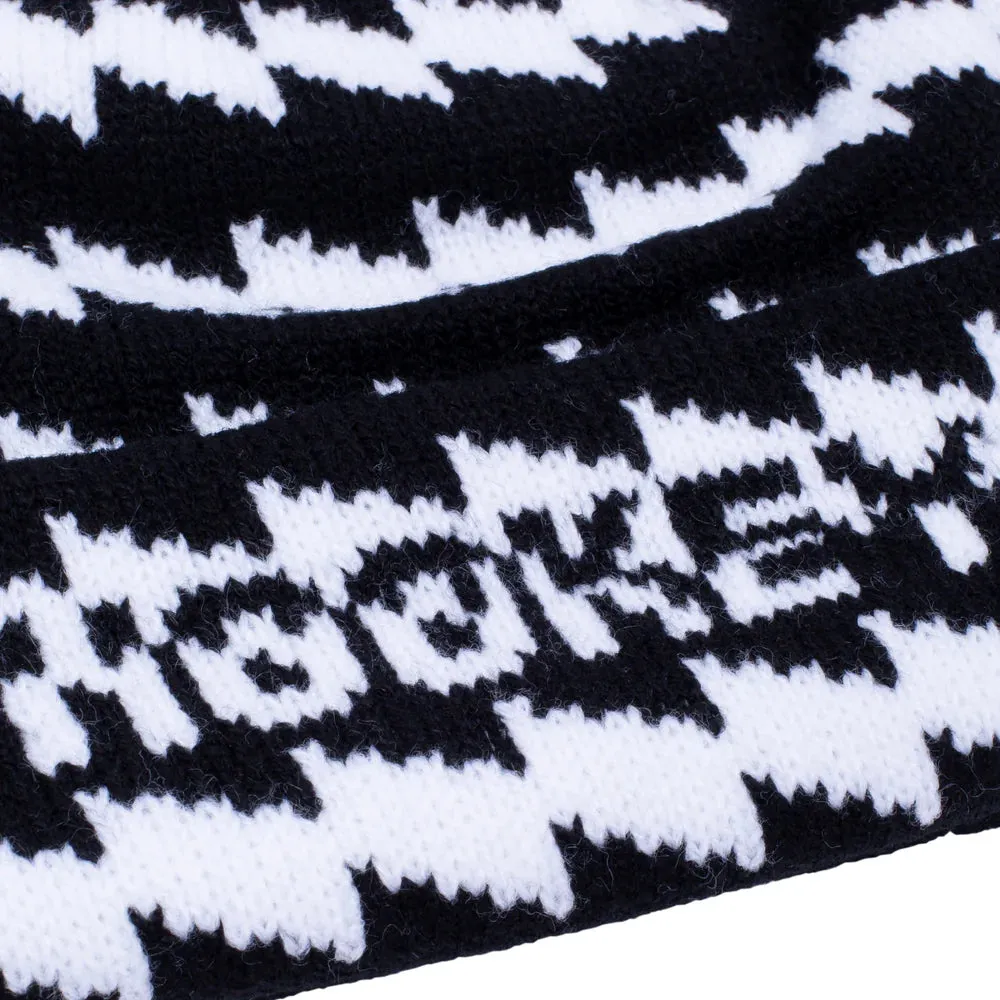 HOCKEY STRESS BEANIE
BLACK/GLOW IN DARK