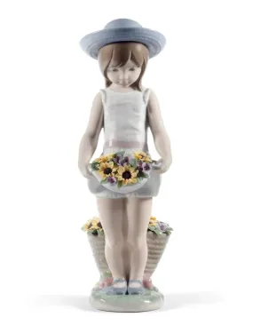 Lladró Skirt Full of Flowers Girl Figurine. 60th Anniversary (SKU: 01008674)