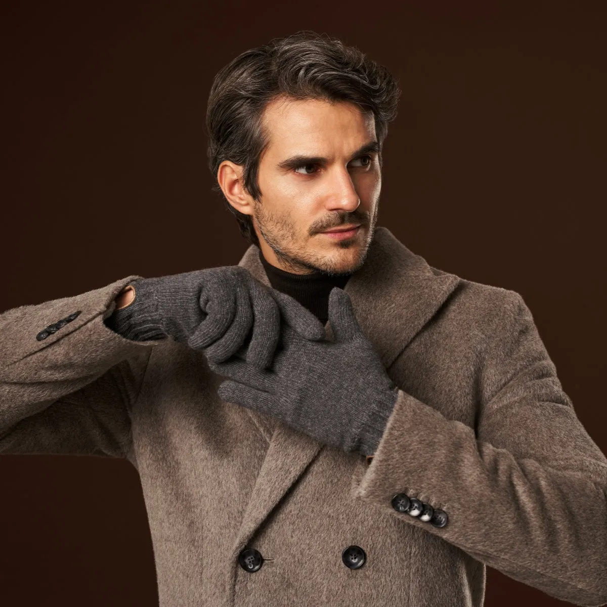 Luciano (grey) - Handmade Italian knitted wool gloves with luxurious cashmere lining