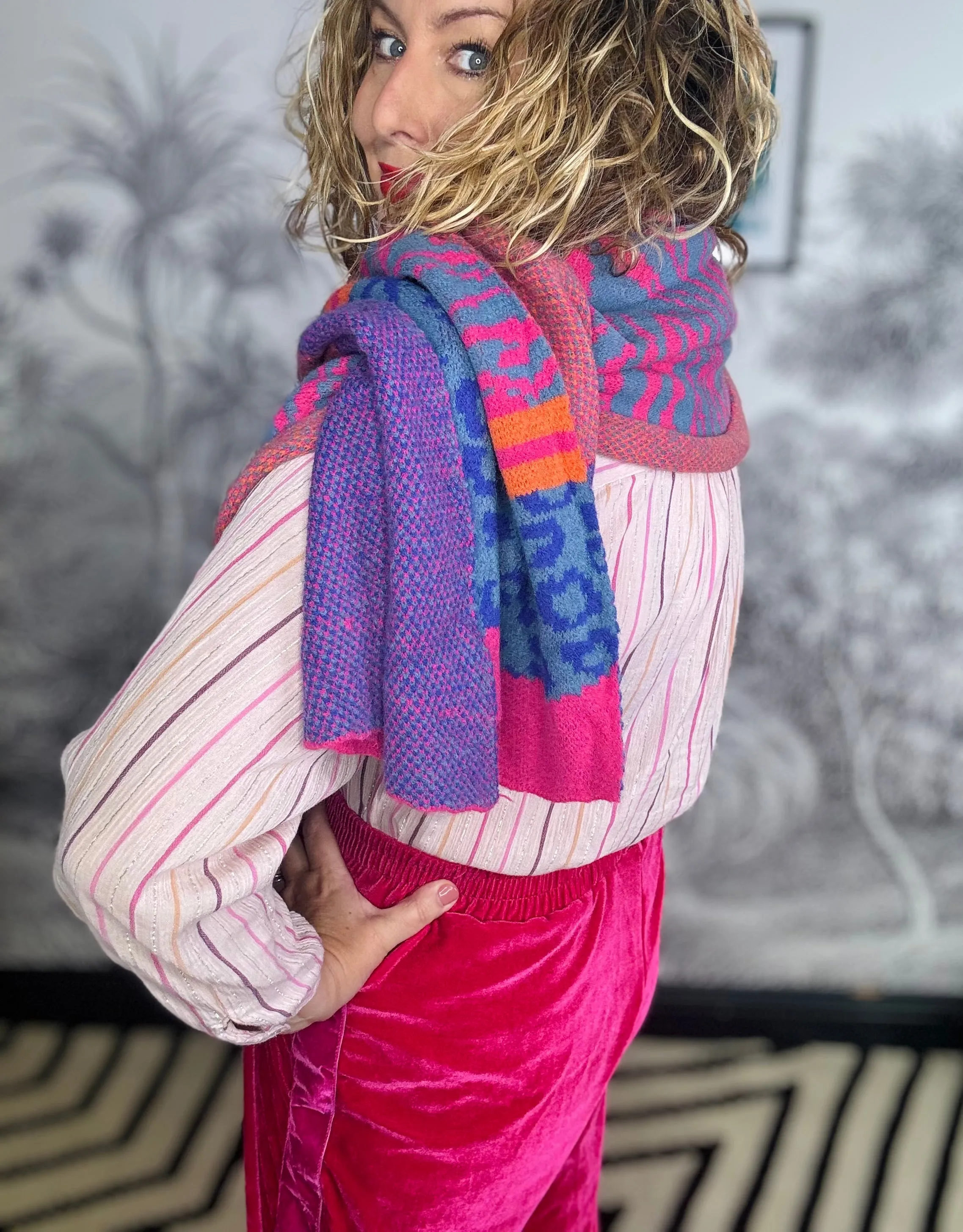 Maggie Tiger Leopard Blanket Scarf in Pink/Blue