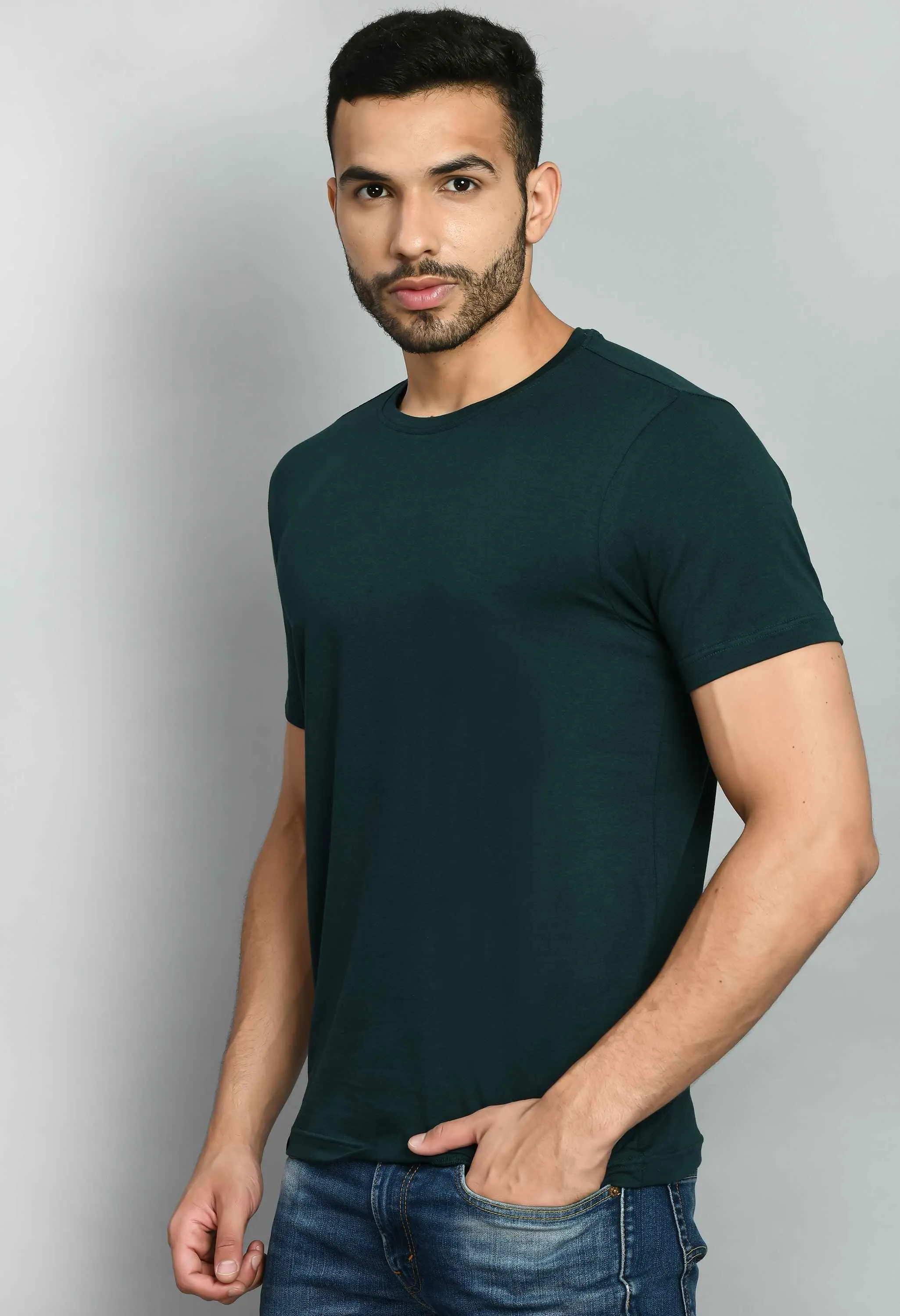 Men's Solid Green Smart Fit T-Shirt