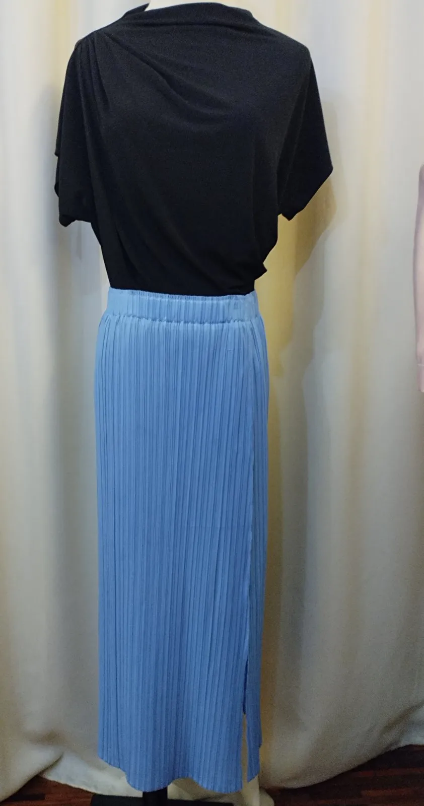 Sample Sale - Liliana Pleated Skirt