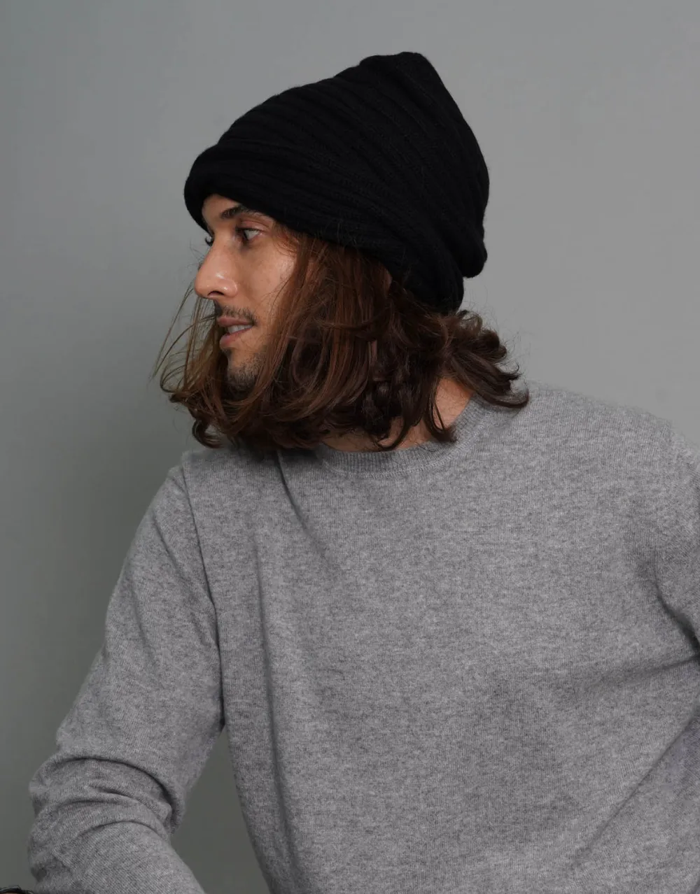 The Powder Beanie in Black