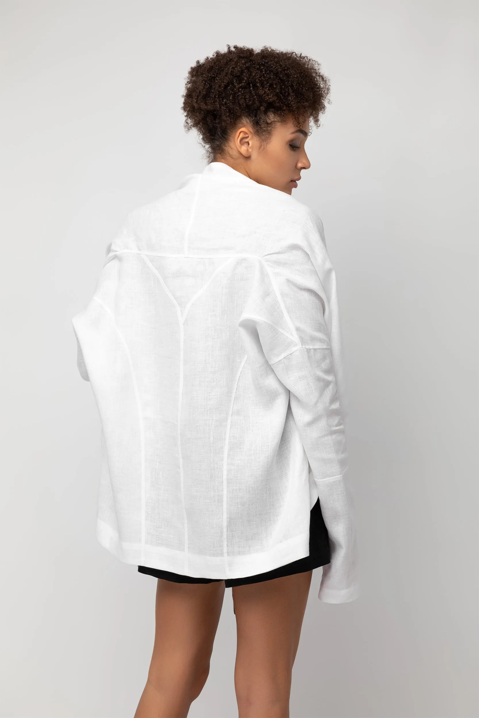 Tsubomi Cape White