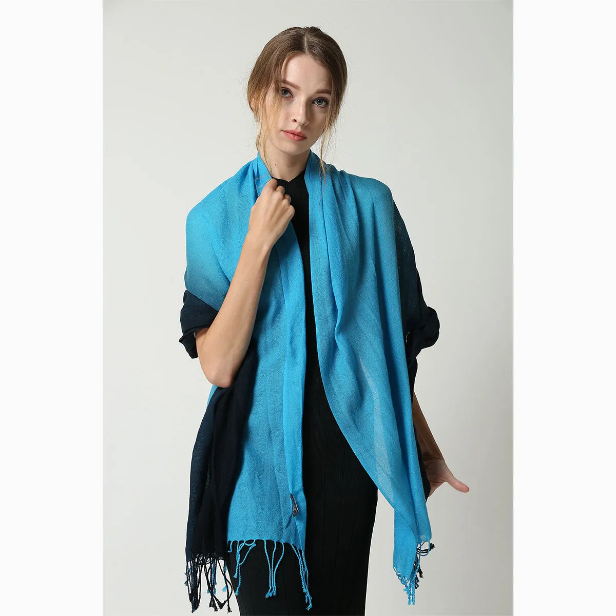 Ugg 100% Merino Wool Tie Dye Scarf Black and Cyan Blue