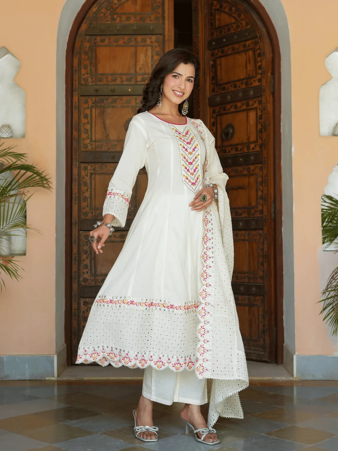 Women Cream Pure Cotton Kurta Set With Dupatta