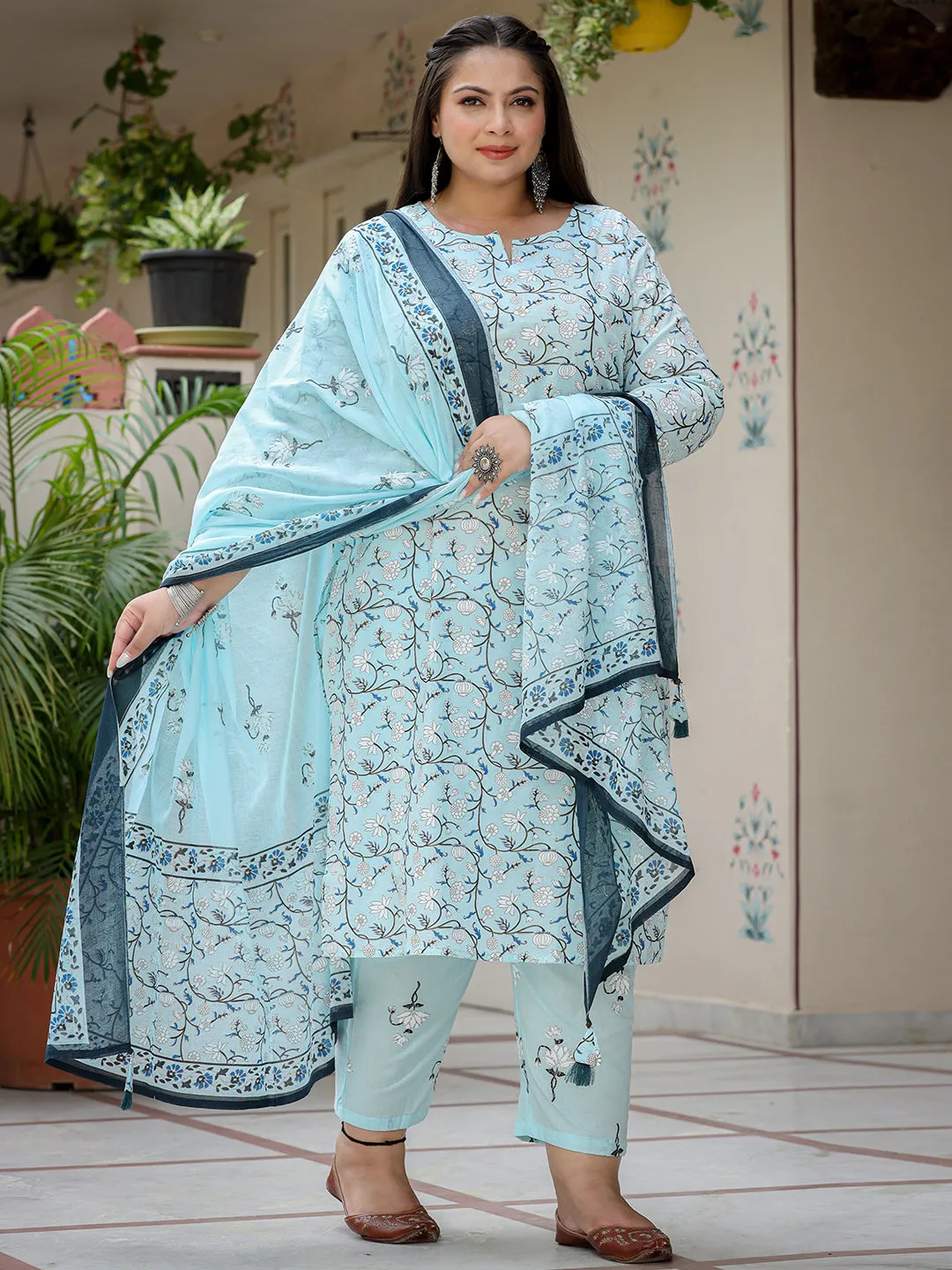 Women Plus Size Sky Blue Pure Cotton Kurta Set With Dupatta